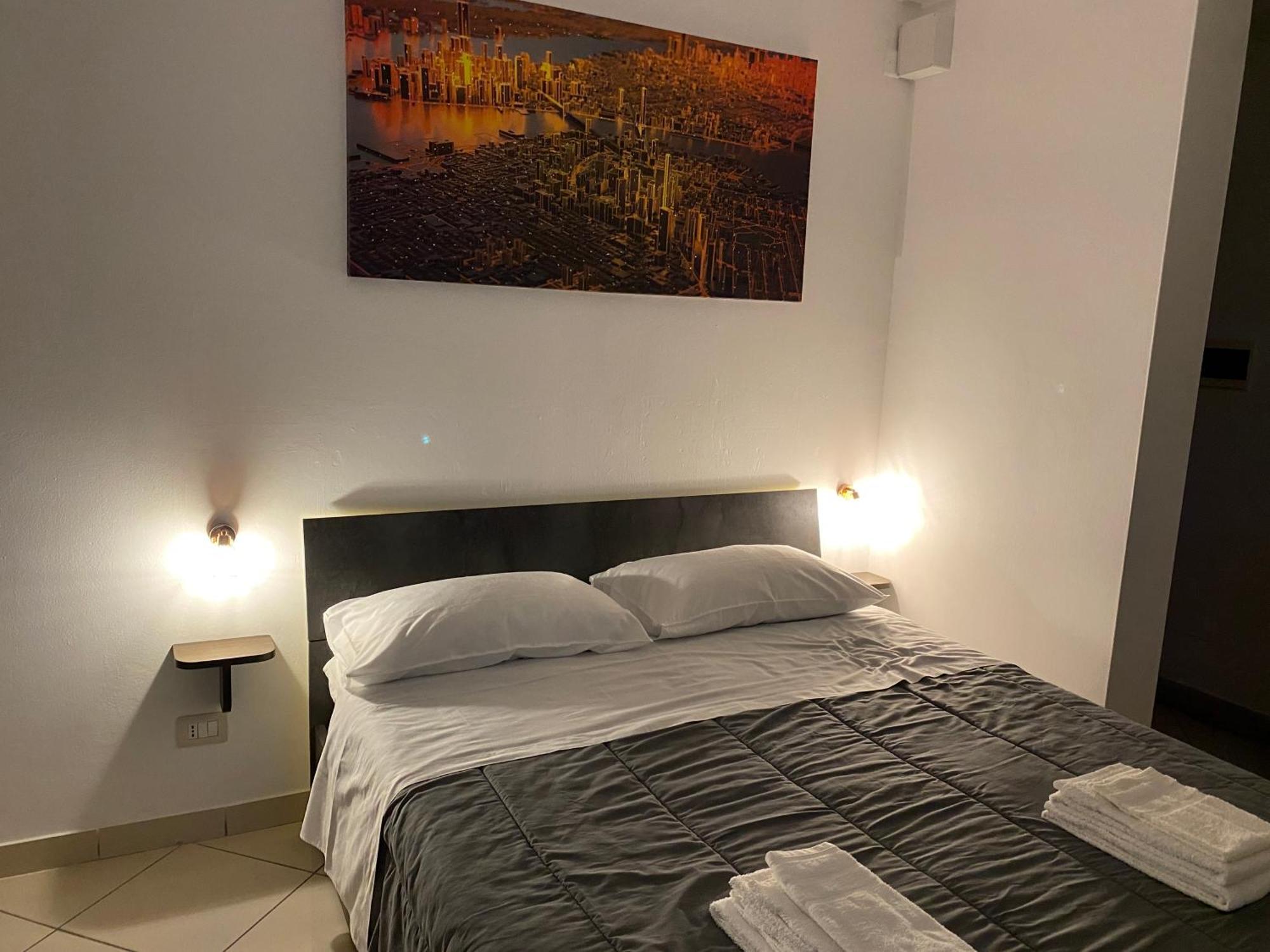 Room Mazzini เลชเช ภายนอก รูปภาพ